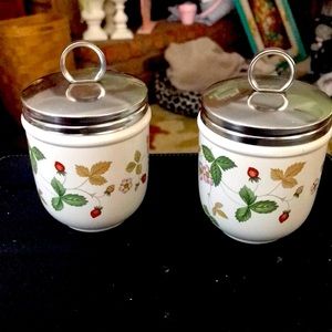 Wedgwood Wild Strawberry 2 egg coddler